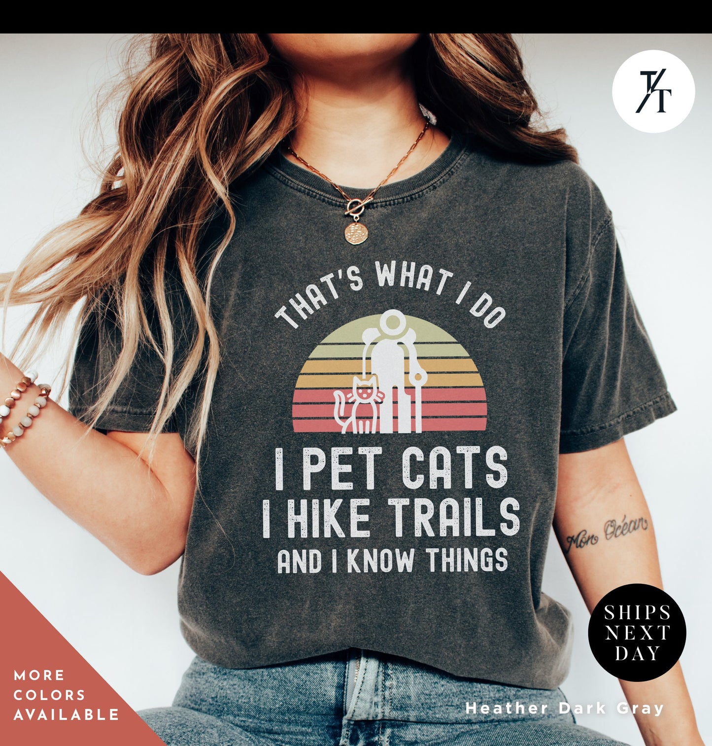 a woman wearing a t - shirt that says, that's what i do
