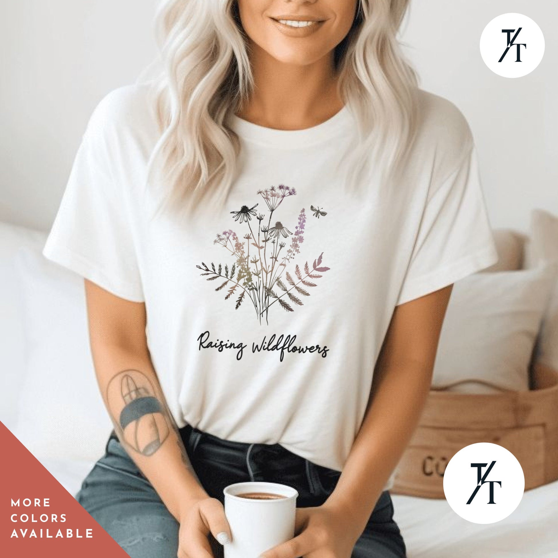 Bestseller Wildflower Shirt, Boho Flower Tee, Oversized, Vintage Floral Print, Perfect Gift for Her, Dried Wildflowers Midwest, Mothers Day